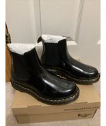 Women's Shoes SIZE 7 Dr. Martens 2976 Leather Chelsea Boots BLACK PATENT LAMPER - $1,775.15 MXN