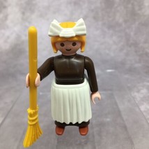 Playmobil Victorian / Western Maid w/Freckles Figure - £7.04 GBP