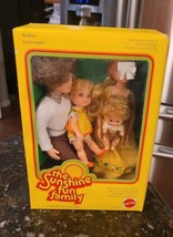 Vintage Mattel No. 2321 The Sunshine Fun Family w/Storybook 1977 NEW - O... - $119.95