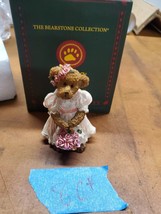 Boyds Bears Petal Sprinkling Drops Of Love 4026236 Flower Girl Resin Figurine - £28.40 GBP
