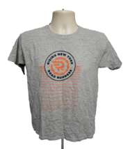 NYRR Rising New York Road Runners Youth Large Gray TShirt - $368.76 MXN