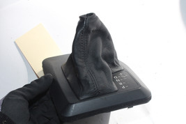 2004-07 BMW 530i SHIFTER POSITION INDICATOR & SHIFT BOOT COVER TRIM BLACK K233 image 7