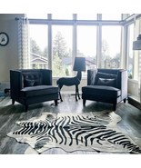 Zebra Cowhide Rug Size: 7&#39; X 6.5&#39; Brazil Black Striped Zebra Print Cowhi... - €169,92 EUR