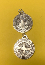 Saint Benedict Large Silver tone Medal 1.25&quot; Diam., New, #MD-03 - $8.38 CAD