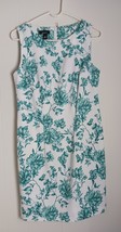 Alyx Sleeveless Green and White Floral Dress Size 10 - $370.26 MXN