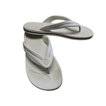 Crocs Women’s Size 10 White Sandals Slip-On Lightweight Comfort Casual S... - $401.09 MXN
