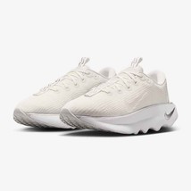 Nike Wmns Motiva Summit White/Metallic Silver- DV1238-111 - $155.87 CAD