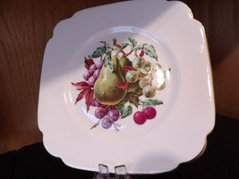 Clarence Bone China Pears Scalloped Salad Dessert Decorative Plate 8&quot;F - £6.77 GBP