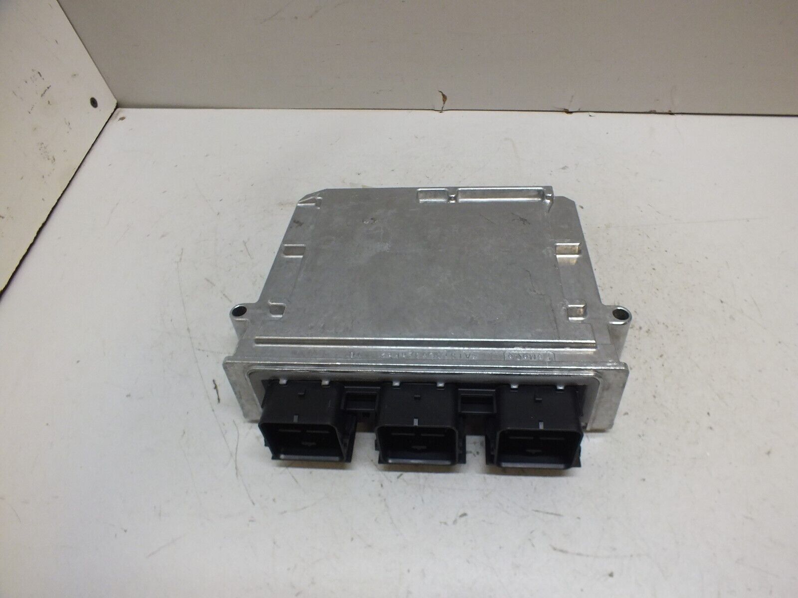 NEW OEM REMANUFACTURED 05 2005 FORD FOCUS 2.0L ENGINE CONTROL MODULE #1748 - $250.00