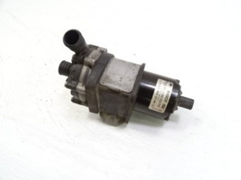 14 Mercedes W218 CLS550 water pump, auxiliary 0005000386 - £41.94 GBP