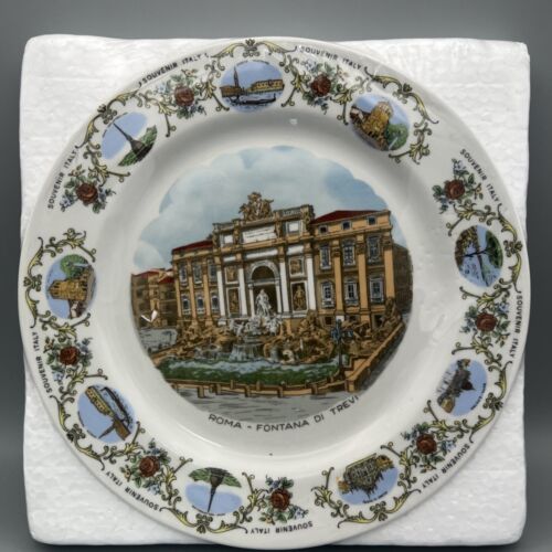 Souvenir of Italy Roma - Fontana DI Trevi 9.5” Hanging Wall Plate - $19.79