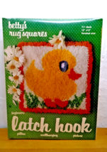 Betty&#39;s Rug Squares Beginners Latch Hook #711 Duck - Pillow/ Wall Hangin... - $28.09