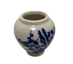 Price Blue White Small Hand Painted Ceramic Vase Made In Japan - £6.06 GBP