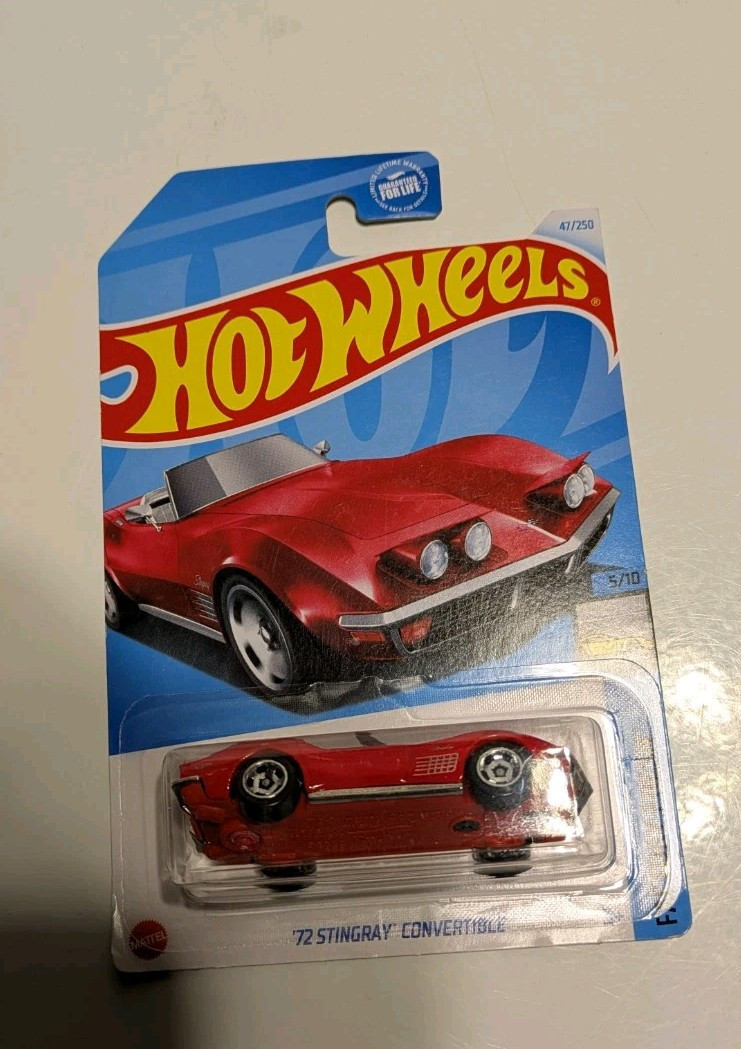 Hot Wheels Factory Fresh 47/250 RED &#39;72 Corvette Stingray Convertible - $3.96