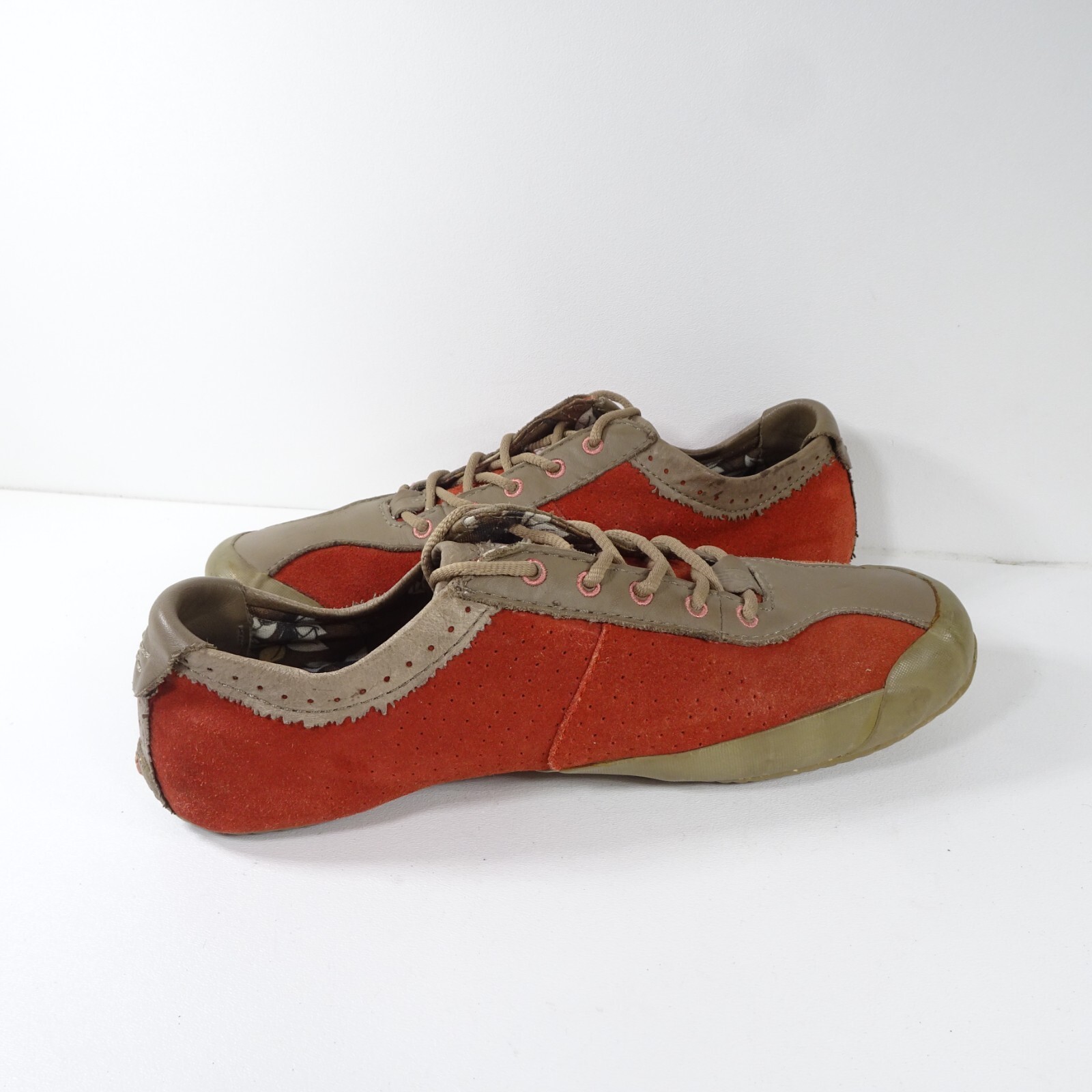 TEVA KEAGAN 6053 Women's Size 7.5 Red Suede W/Brown Leather Comfort Shoes Item image 11