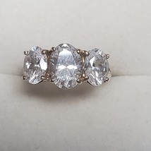 14K Yellow Gold 3 Stone Cubic Zirconia Ring Size 6.25 - £315.54 GBP
