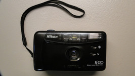 Nikon AF 220  35mm Film Point and Shoot Compact Camera Black - £19.93 GBP