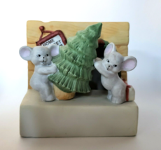 House of Lloyd Lighted Musical Figurine Yuletide Mice Fireplace Merry X-mas - £7.99 GBP
