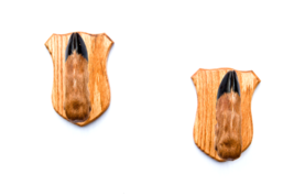 Taxidermy Deer Hoof Foot Feet Gun Rack on Oak Plaques Gunrack - $64.35