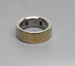 Oura Ring 4 Smart Ring Size 8 - Gold JZ90-54216-08 Ring ONLY image 2