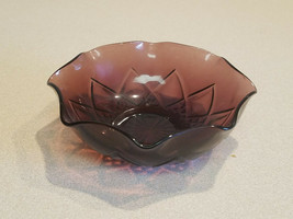 Vintage Purple Amethyst Glass 3 3/4&quot; Trinket Dish Ashtray Coaster - £7.85 GBP