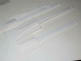 HOBBY SUPPLIES  - FOUR SPATULAS FOR APPLYING SCENERY PASTE/PLASTER- EXC- M9 - $6.46