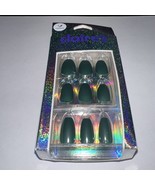 24pc Claire&#39;s Fake False Press On Nails Glue On Vegan Green Matte Coffin - $185.58 MXN
