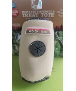 Arcadia Trail Tan Dog Waste Dispenser &amp; Treat Bag Tote ***NEW*** - $13.49 CAD