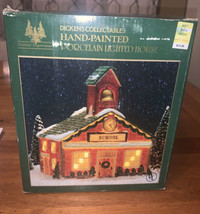 Holiday Expressions Christmas Village Porcelain House School In Orig Box - £17.18 GBP