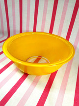 Lovely Vintage Pyrex Clear Bottom Mixing Nesting Bowl #323 1.5L Primary ... - £22.13 GBP