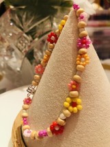 Light Pink Yellow Daisy Flower Bracelet fashion minimalist NEW 7” - £7.80 GBP