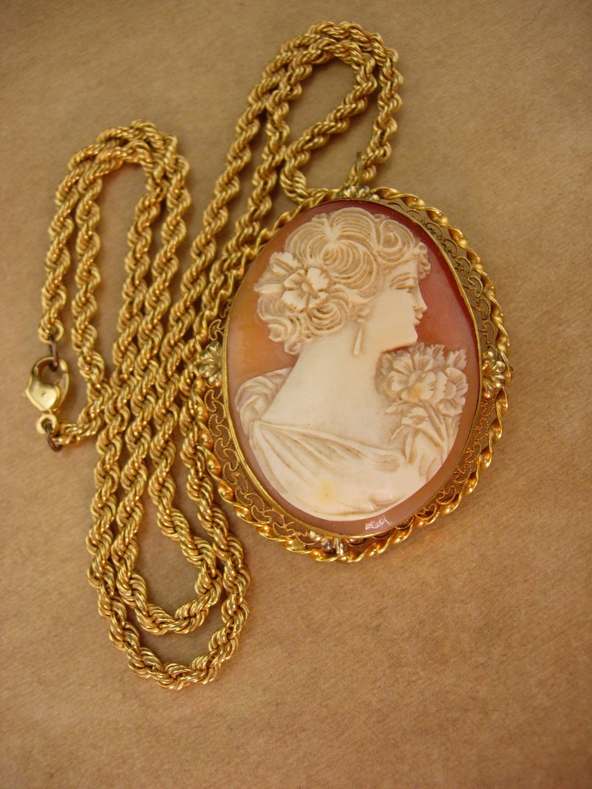 Primary image for Antique genuine Cameo necklace - Vintage victorian CARVED PORTRAIT BROOCH -  190