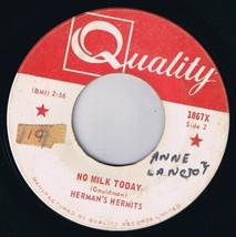 Herman&#39;s Hermits There&#39;s A Kind Of Hush 45 rpm No Milk Today - £5.53 GBP