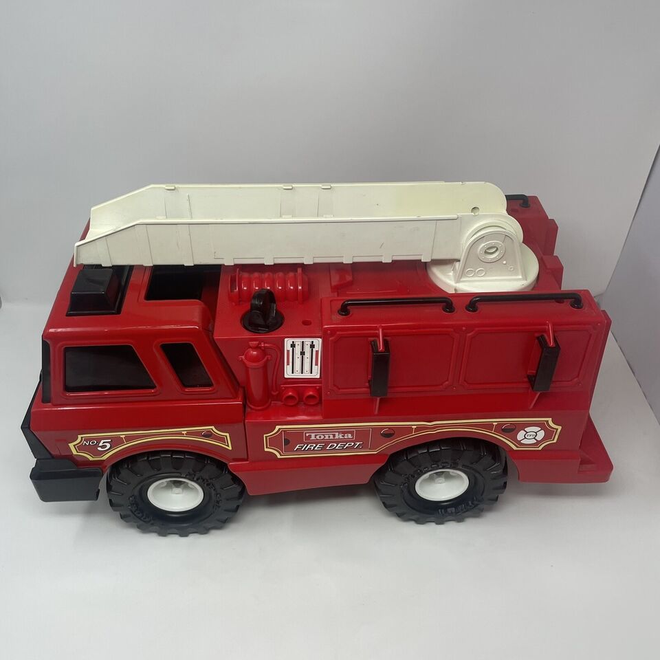 Tonka NO. 5 fire truck With Ladder On Side Of Truck FIRE TRUCK METAL & PLASTIC - £30.79 GBP