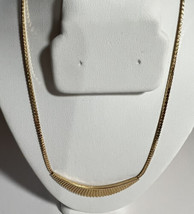 Jewelry Necklace Avon Gold Toned  Half-Fan Choker 15 Inch Vintage  - £6.50 GBP