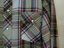 Vintage Wrangler Pearl Snap Long Sleeve Plaid Large Western shirt polycotton - £19.77 GBP