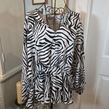 FLYING TOMATO Women's Zebra Dolman Sleeve Peplum Top Size Large Retro Gl... - $23.76