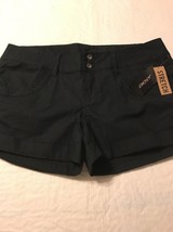 DKNY Women&#39;s Shorts Active Essentials Stretch Black Cuffed Size 29 NWT - £19.47 GBP