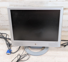 Vintage HP vs15c 4:3 15&quot; LCD Monitor w Integrated Speakers Silver VGA  -... - £29.38 GBP