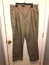 NWT Dockers Classic Fit Khakis Pleated Mens Tag Says 42X32 Actual 40X32 - $17.81