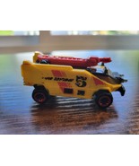 2018 Hot Wheels - Yellow Runway Res-Q - FYB58 - loose - $131.75 MXN