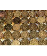 250 Brass Chuck E. Cheese Tokens, Tumble Cleaned - $942.18 MXN