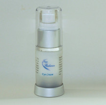True Radiance Eye Cream puffiness/dark circles smooth out wrinkles Lineless 15ml - $18.63