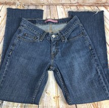 Levi&#39;s Curvy Cut Junior Size 5 Short Frayed Hem Blue Jeans Denim Pants 26x29 - £18.95 GBP