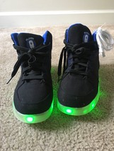 Flash Lights Boys High Top Shoes Athletic Lace Up Size 6 Black Light Up - £35.56 GBP