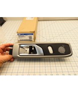 Ford LB5Z-7822600-AA Interior Door Handle Right RH - €55,54 EUR