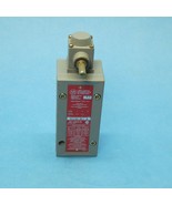 Allen Bradley 802XR-AF7 Limit Switch Side Rotary CW/CCW 1 NO Missing Scr... - $185.20 CAD
