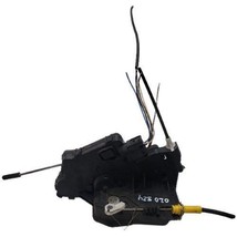  325I      2005 Lock Actuator 539742 - $931.23 MXN