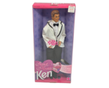 VINTAGE 1990&#39;s KEN DOLL IN TUXEDO / TUX IN BOX NOT SECRET HEARTS KEN MAT... - $266.38 MXN