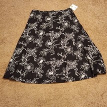 Sag Harbor NWT Missy Chic Getaway black and white A-line floral skirt - £15.51 GBP
